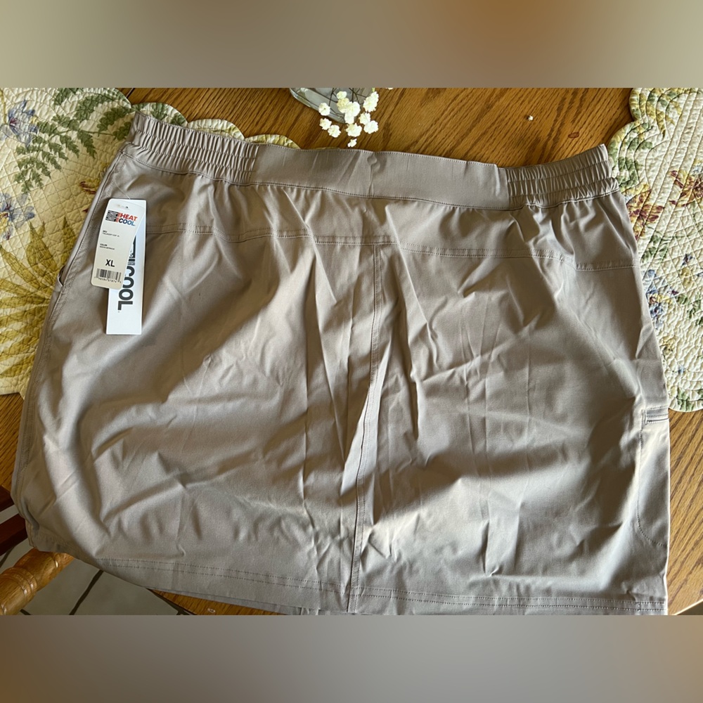 32 Degrees Women’s Tan Skort, NWT, Size XL - Picture 2 of 9